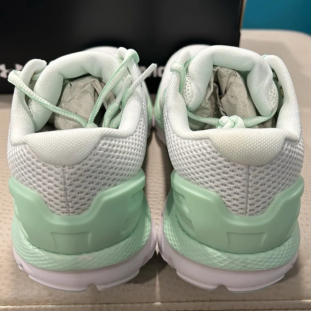 Under Armour Women Charged Gemini - Picture 3 of 10